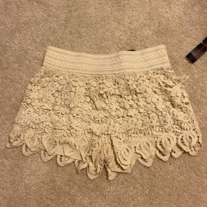 Cute Detailed Shorts
